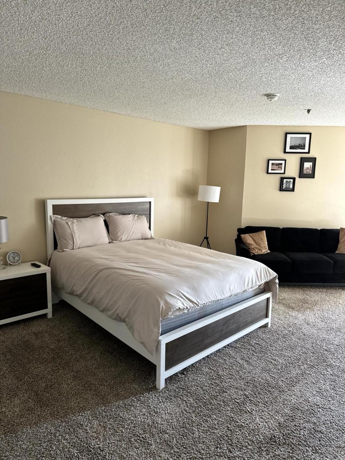 Hollywood Two Bedroom & Free Two Parking Spots Apartment لوس أنجلوس المظهر الخارجي الصورة